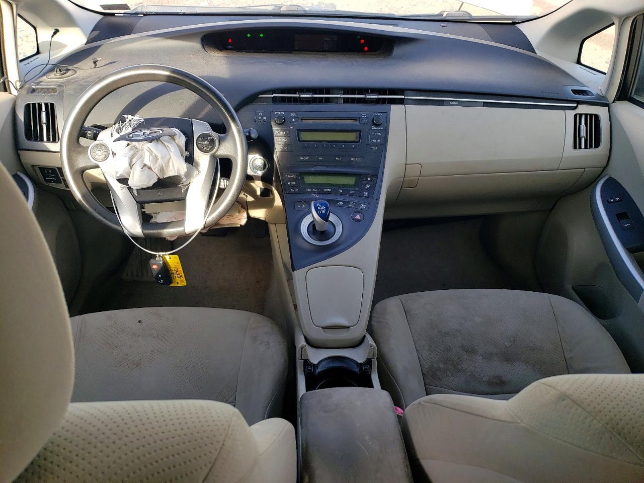 2011 TOYOTA PRIUS photo 8