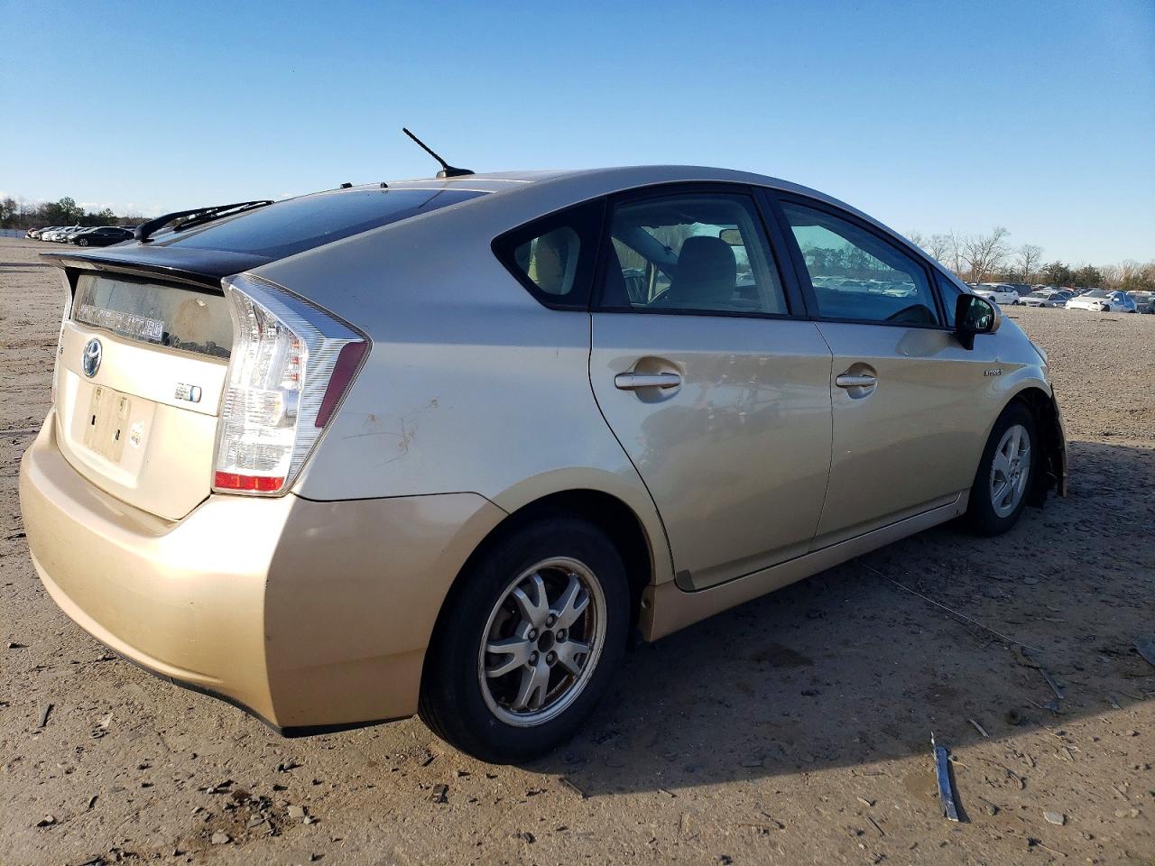 2011 TOYOTA PRIUS photo 3