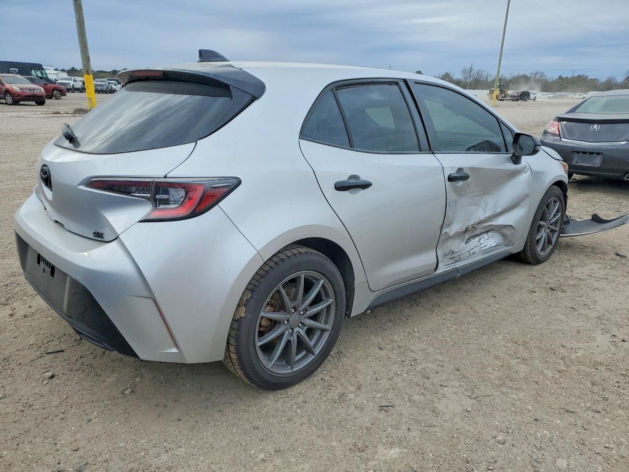 2020 TOYOTA COROLLA SE photo 3