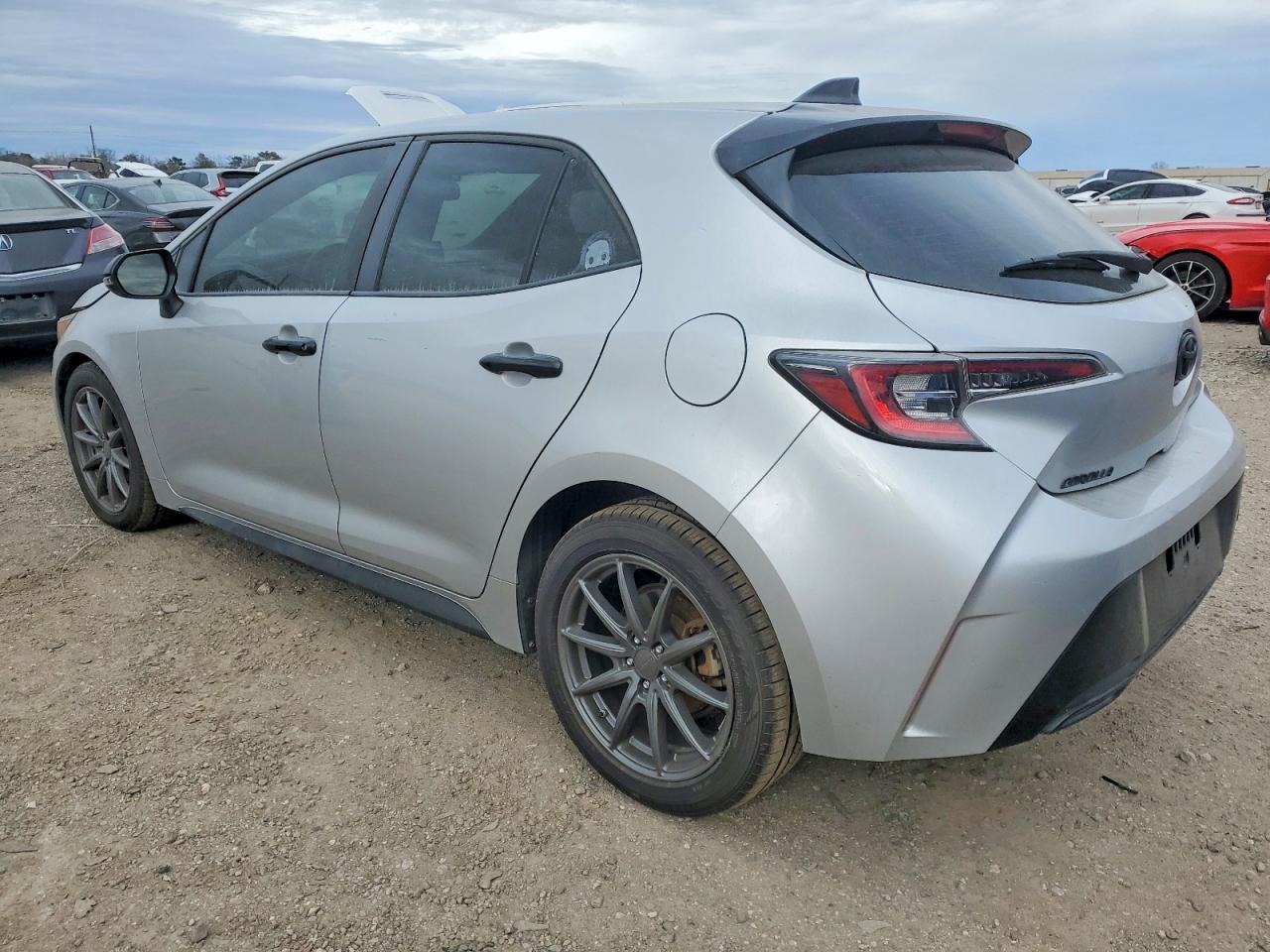 2020 TOYOTA COROLLA SE photo 2