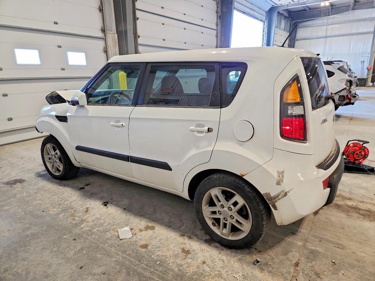 2011 KIA SOUL + photo 2