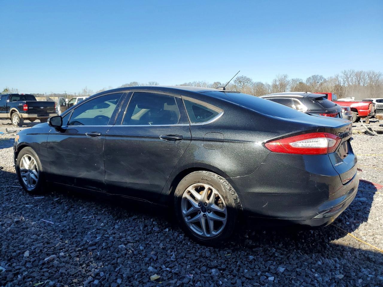 2013 FORD FUSION SE photo 2