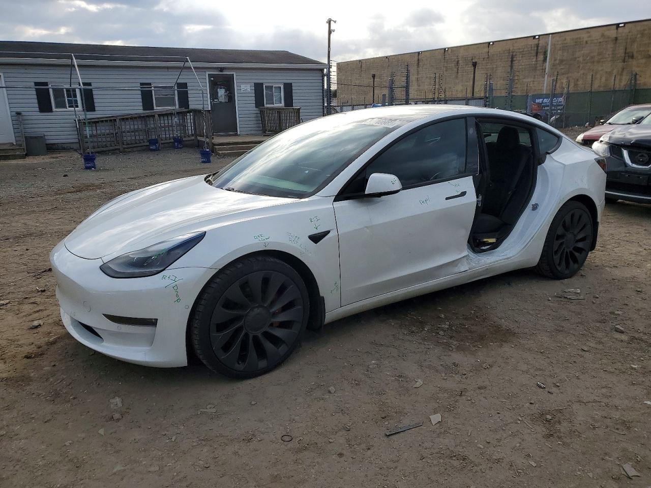 2021 TESLA MODEL 3