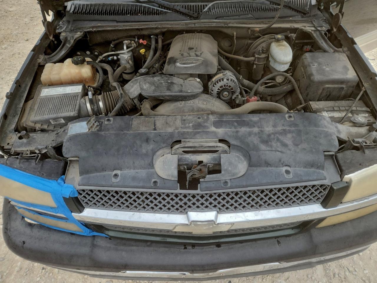 2004 CHEVROLET SILVERADO C1500 photo 11