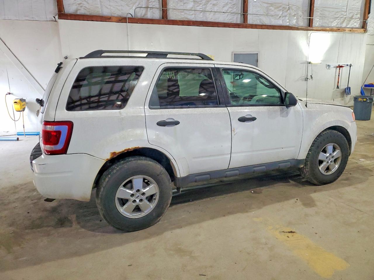 2012 FORD ESCAPE XLT photo 3