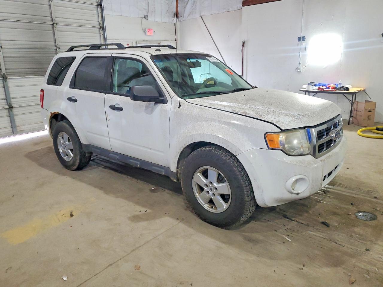 2012 FORD ESCAPE XLT photo 4