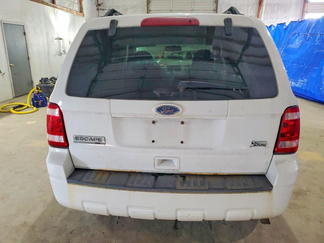 2012 FORD ESCAPE XLT photo 6