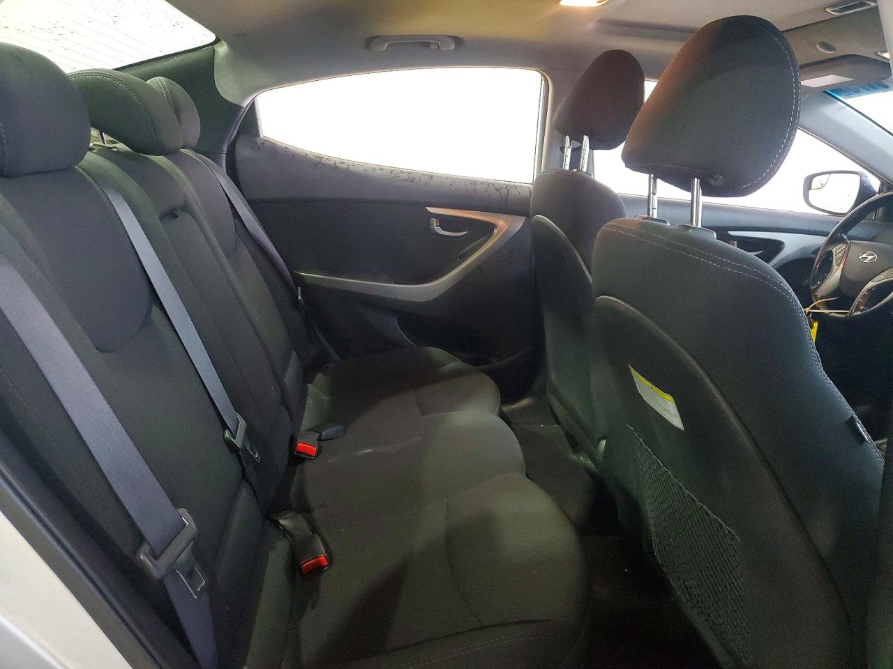 2015 HYUNDAI ELANTRA SE photo 10