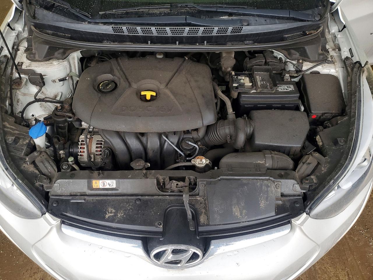 2015 HYUNDAI ELANTRA SE photo 11