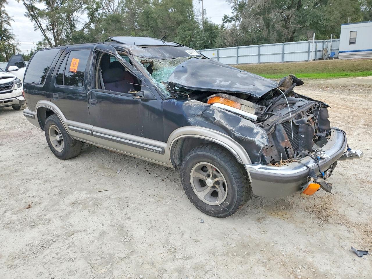 1998 CHEVROLET BLAZER photo 4