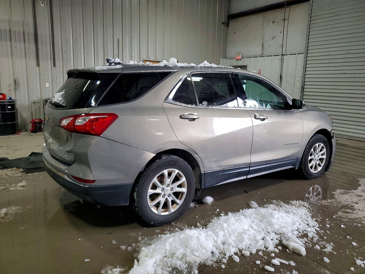 2018 CHEVROLET EQUINOX LT photo 3