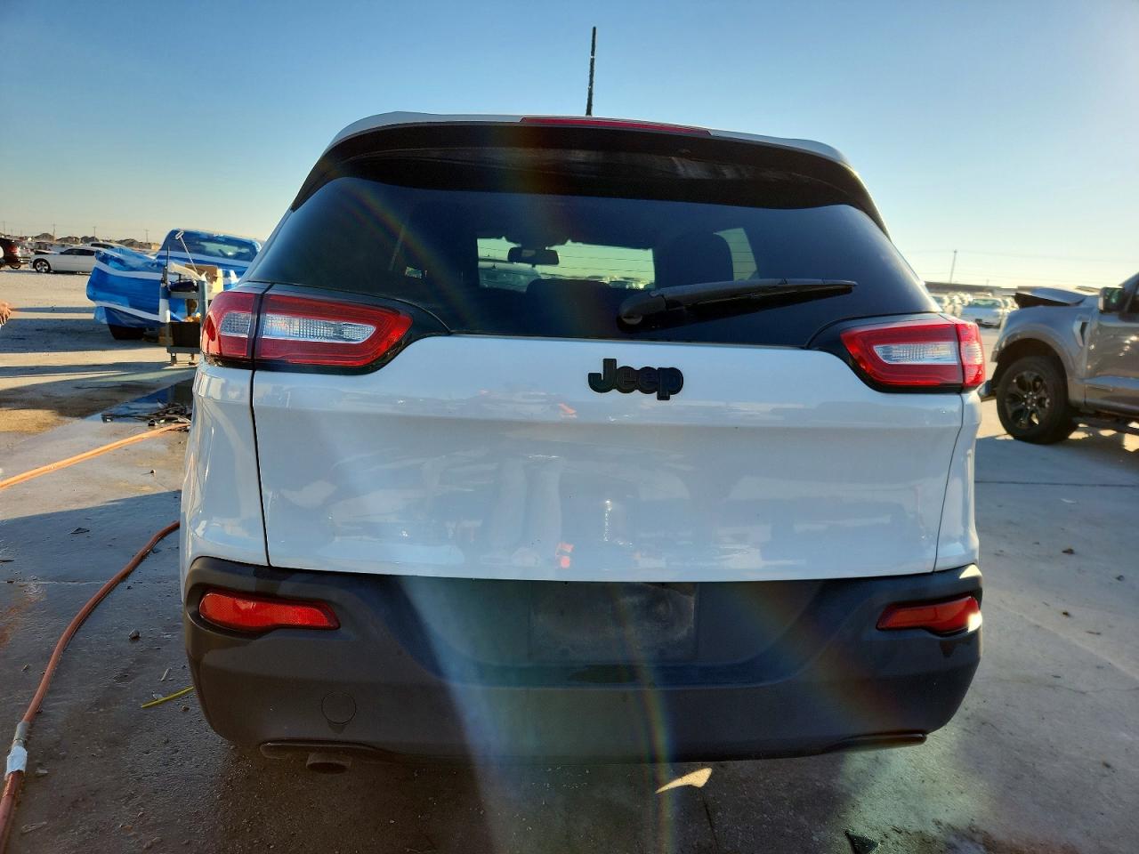 2017 JEEP CHEROKEE SPORT photo 6