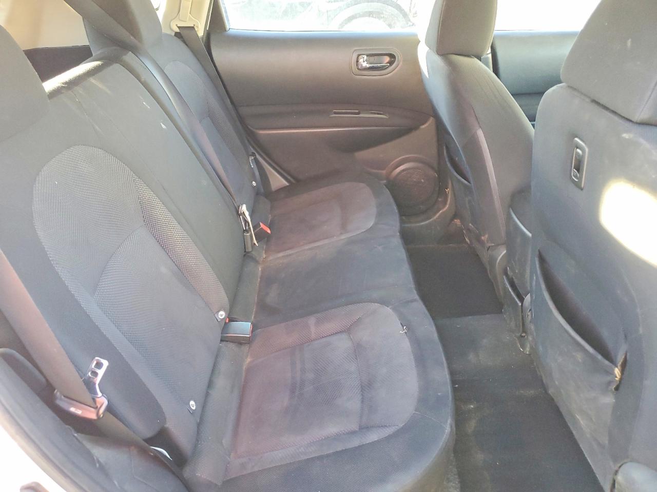 2011 NISSAN ROGUE S photo 11