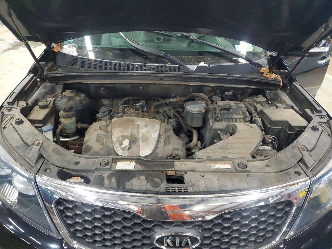 2012 KIA SORENTO BASE photo 12