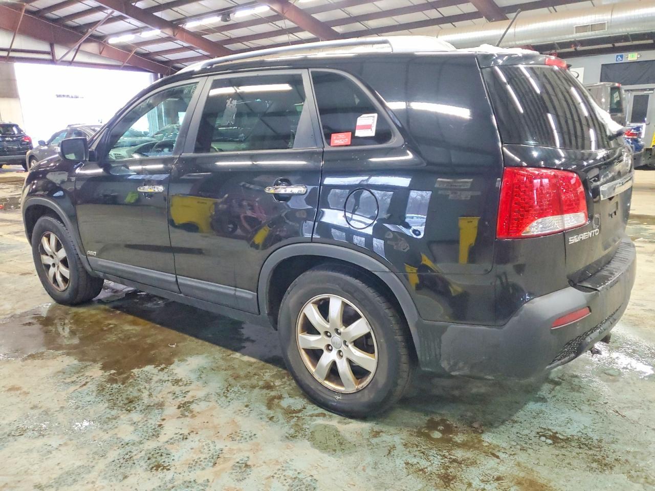 2012 KIA SORENTO BASE photo 2