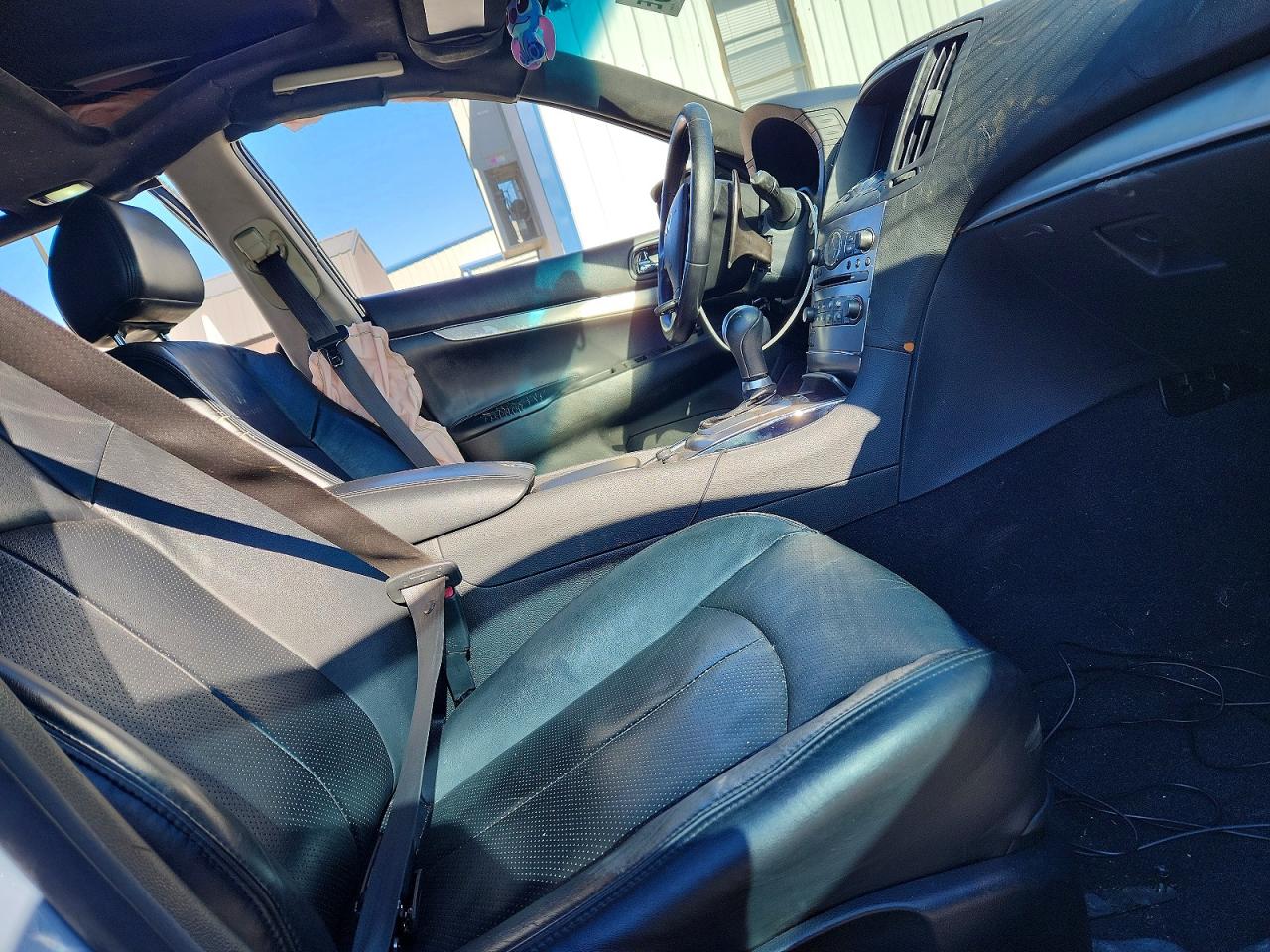 2010 INFINITI G37 BASE photo 7