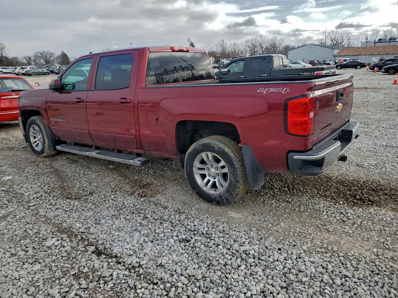 2016 CHEVROLET SILVERADO K1500 LT photo 2