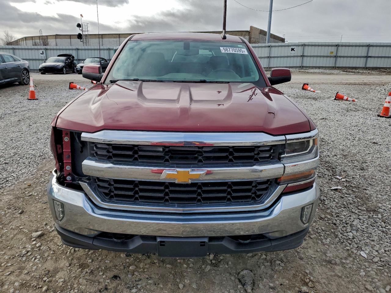 2016 CHEVROLET SILVERADO K1500 LT photo 5