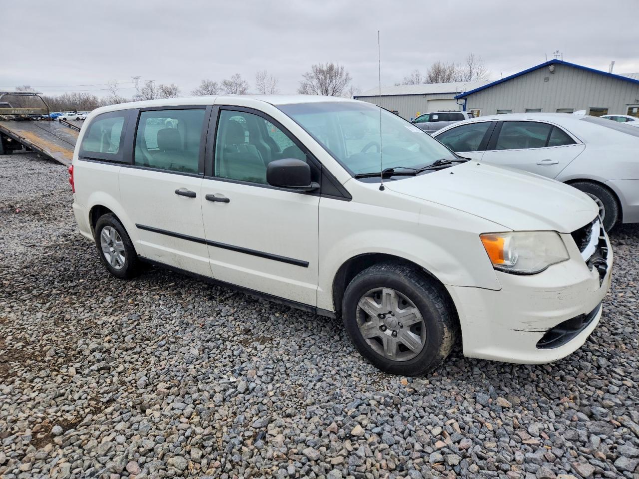 2012 DODGE GRAND CARAVAN SE photo 4