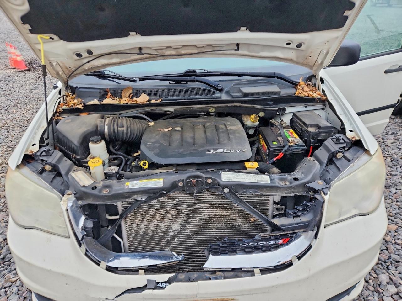 2012 DODGE GRAND CARAVAN SE photo 12