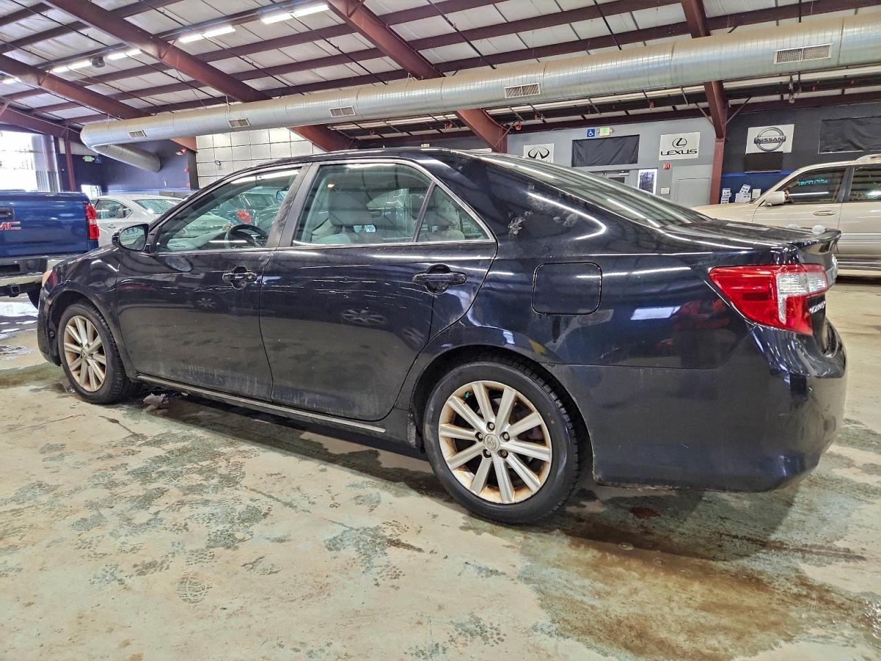2012 TOYOTA CAMRY BASE photo 2