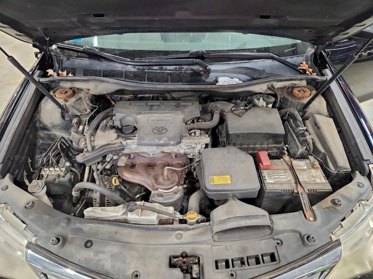 2012 TOYOTA CAMRY BASE photo 11