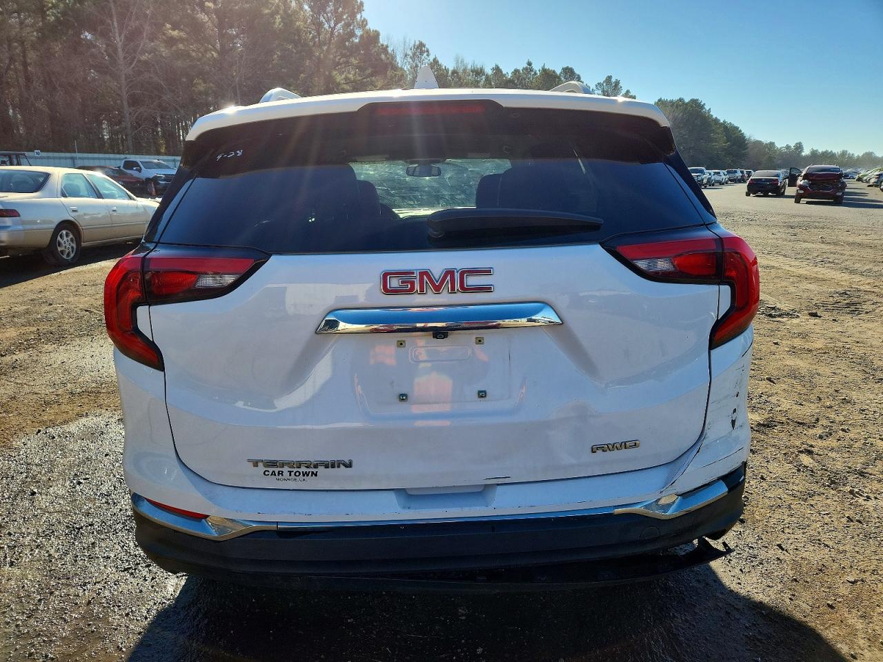 2019 GMC TERRAIN SLT photo 6
