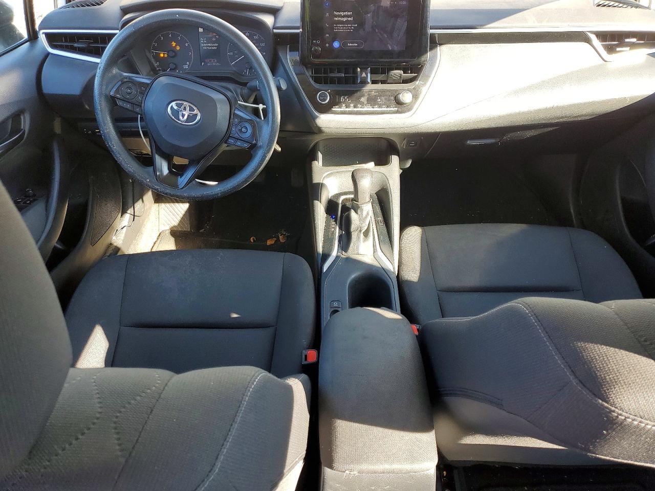 2023 TOYOTA COROLLA LE photo 8