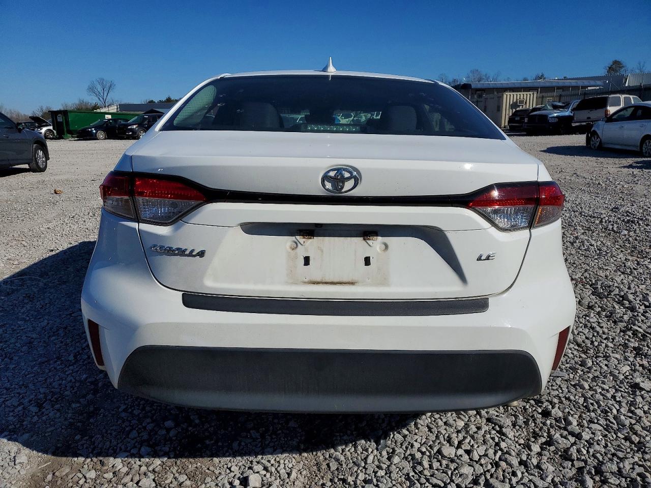 2023 TOYOTA COROLLA LE photo 6