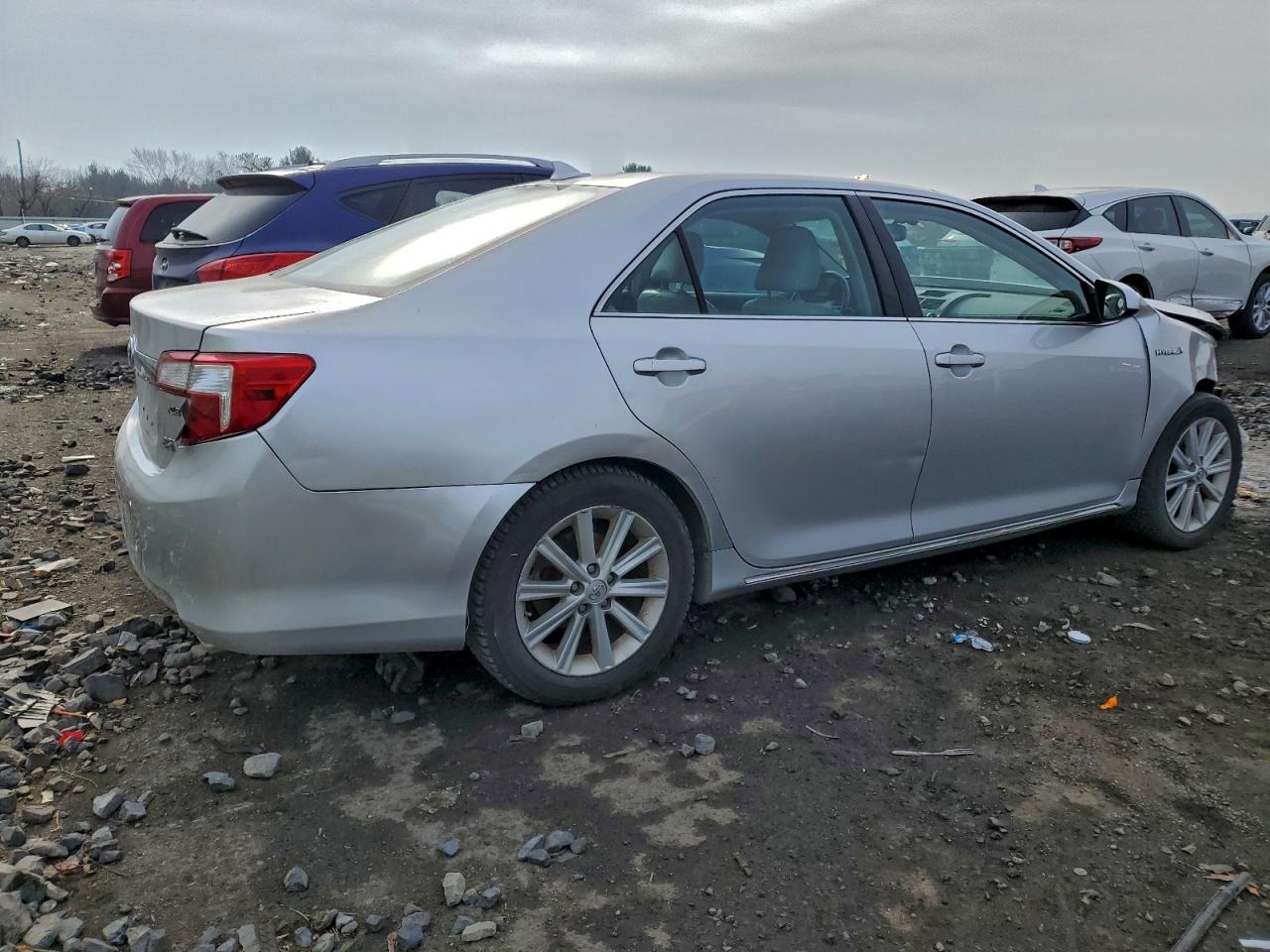 2014 TOYOTA CAMRY HYBRID photo 3