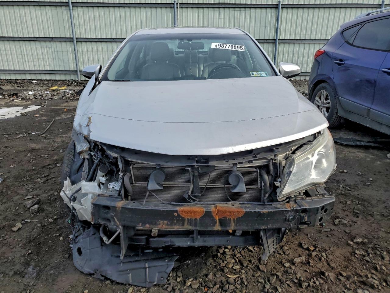 2014 TOYOTA CAMRY HYBRID photo 5