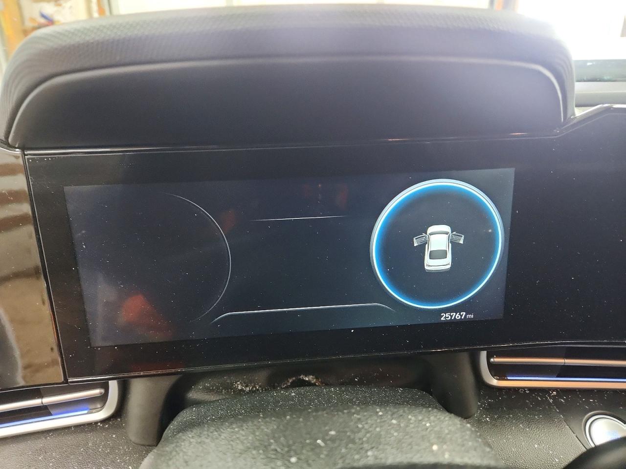 2025 HYUNDAI ELANTRA LIMITED photo 9