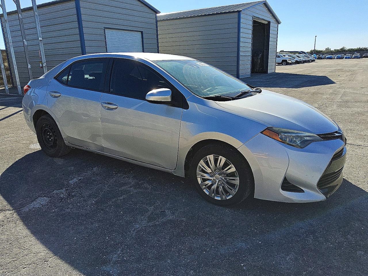 2018 TOYOTA COROLLA L photo 4