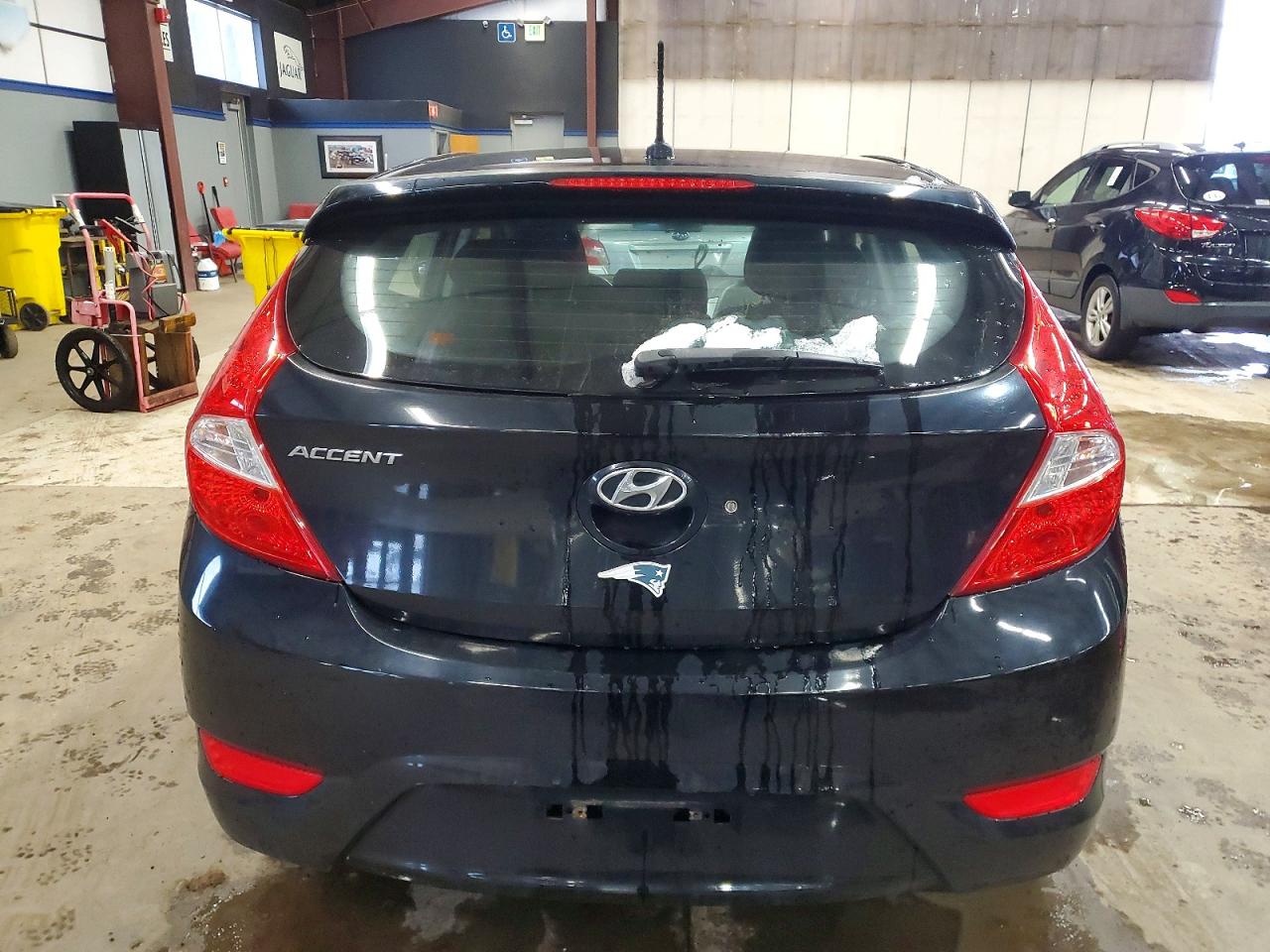 2014 HYUNDAI ACCENT GLS photo 6