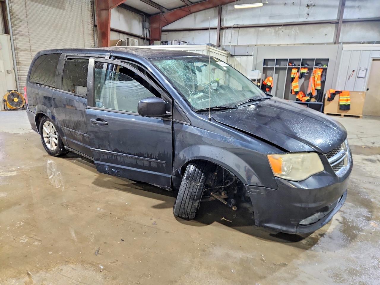 2013 DODGE GRAND CARAVAN SXT photo 4