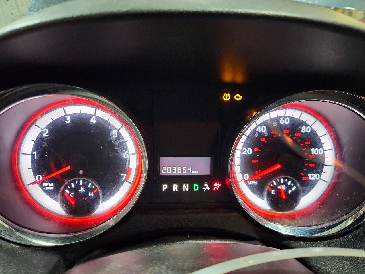 2013 DODGE GRAND CARAVAN SXT photo 9