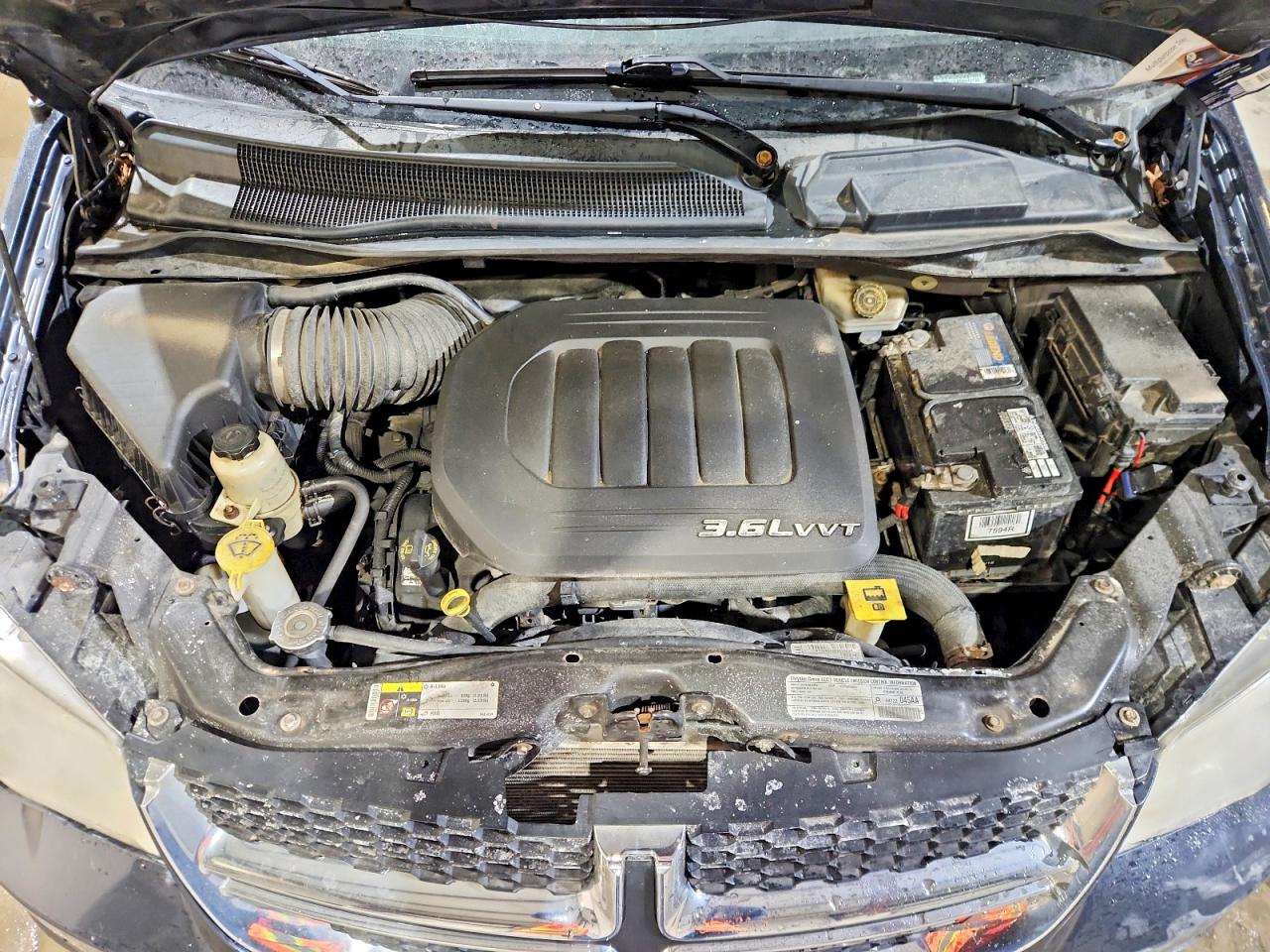 2013 DODGE GRAND CARAVAN SXT photo 12