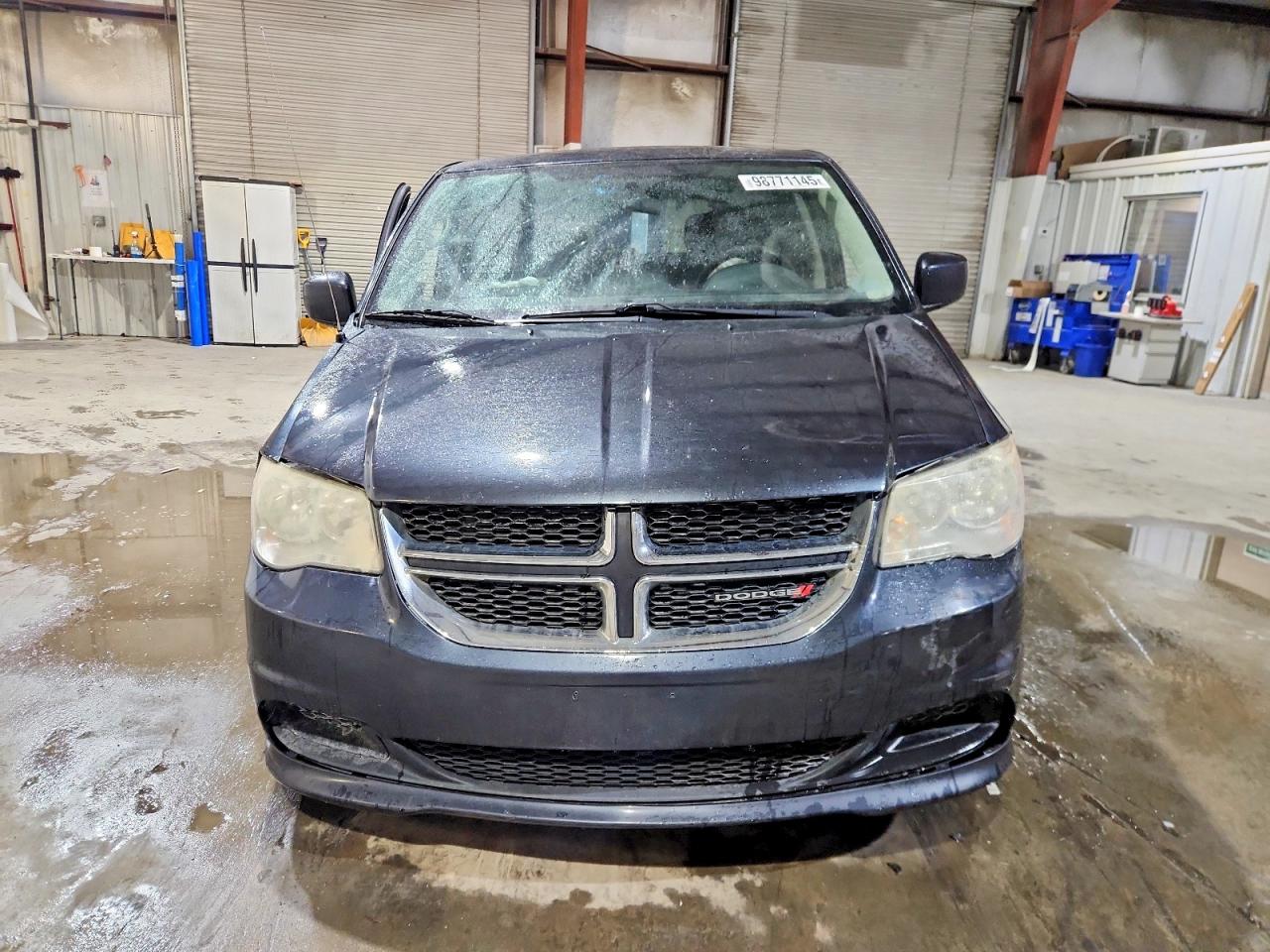 2013 DODGE GRAND CARAVAN SXT photo 5