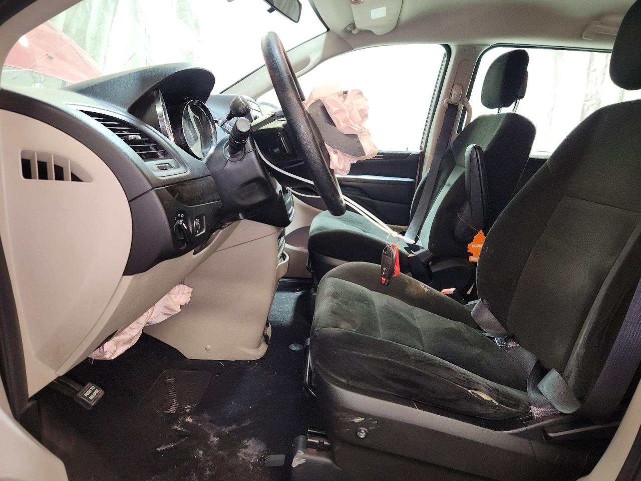 2015 DODGE GRAND CARAVAN SE photo 7