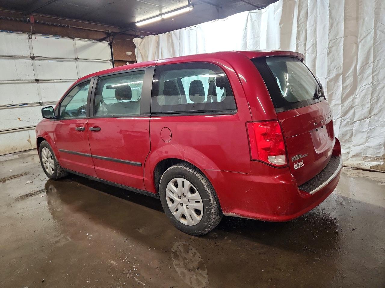 2015 DODGE GRAND CARAVAN SE photo 2