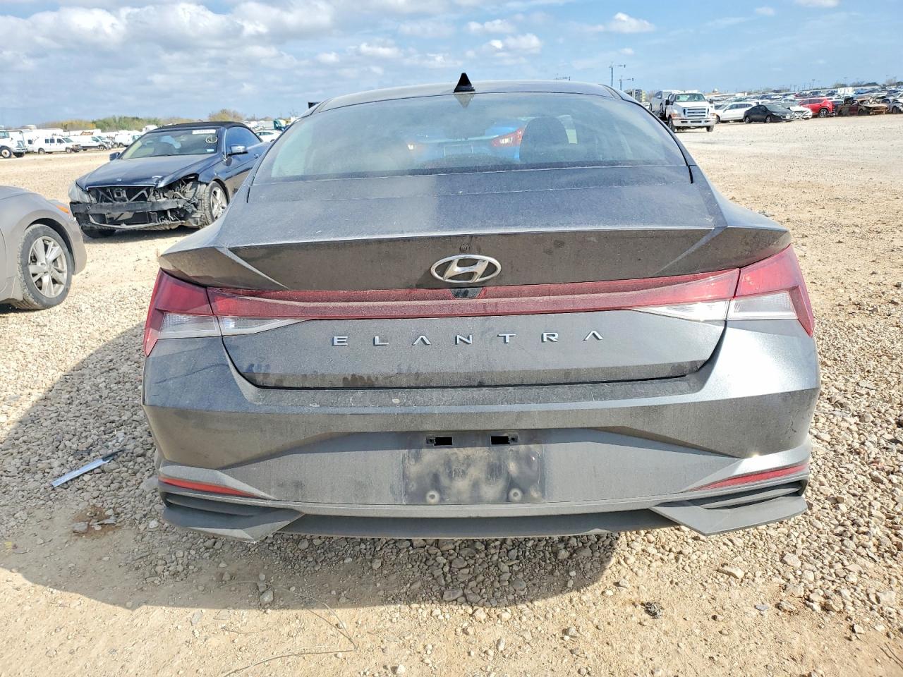 2021 HYUNDAI ELANTRA SE photo 16