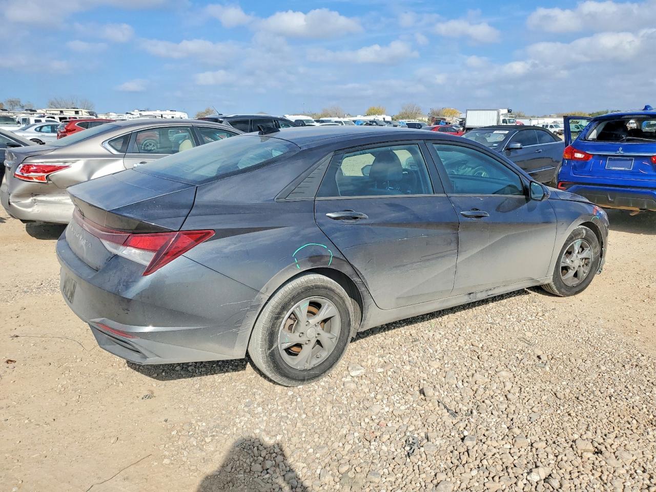 2021 HYUNDAI ELANTRA SE photo 7