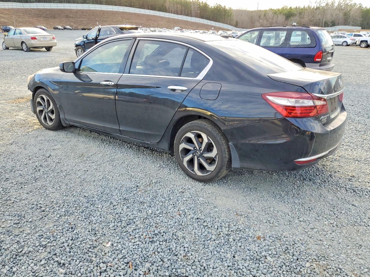 2016 HONDA ACCORD EX photo 2