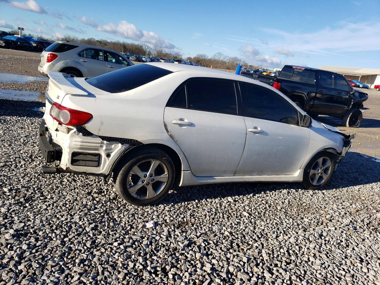 2013 TOYOTA COROLLA BASE photo 3