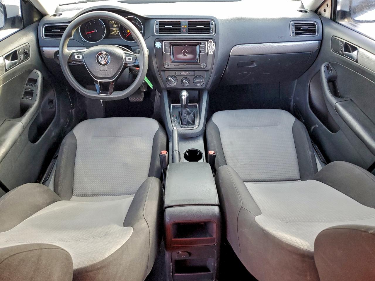 2017 VOLKSWAGEN JETTA S photo 8