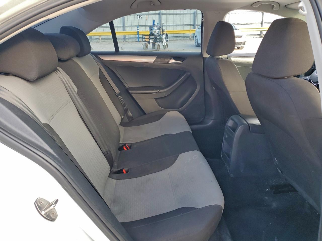 2017 VOLKSWAGEN JETTA S photo 10