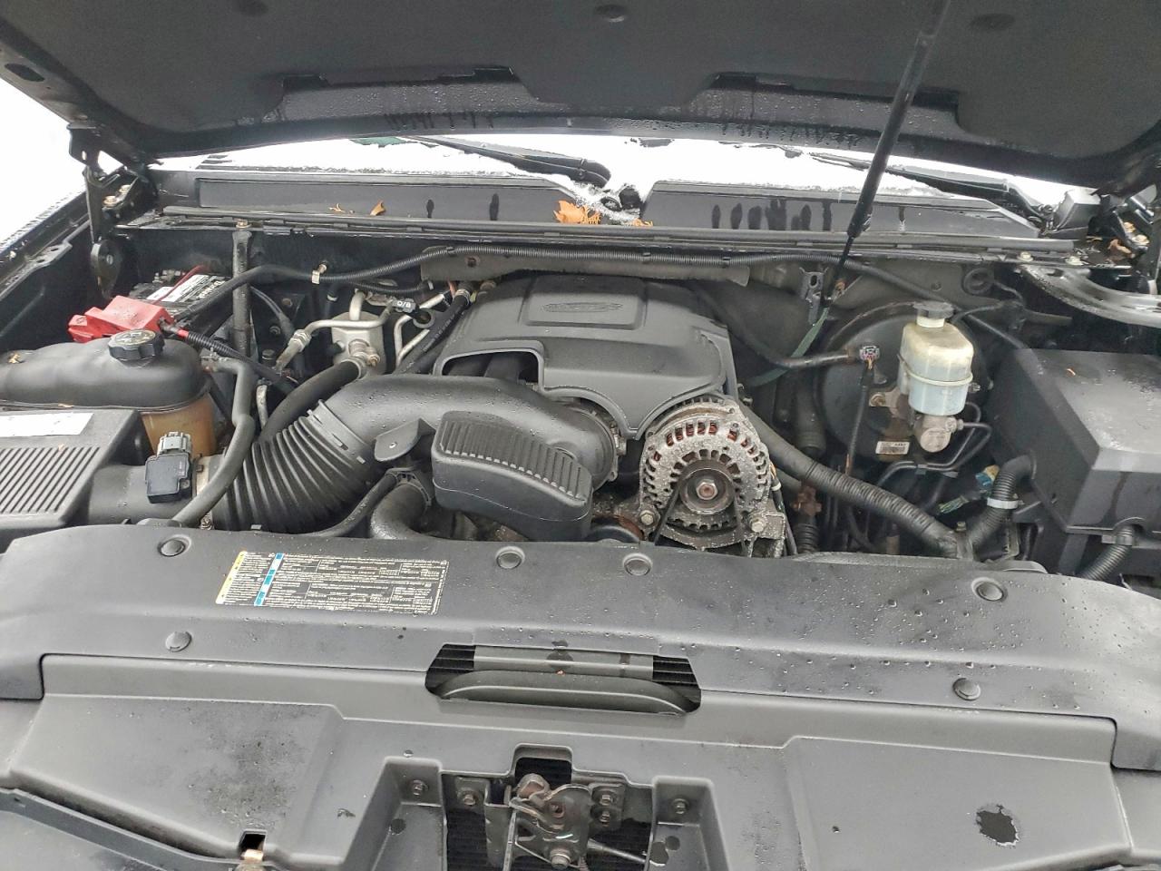 2010 CHEVROLET SUBURBAN K1500 LT photo 12
