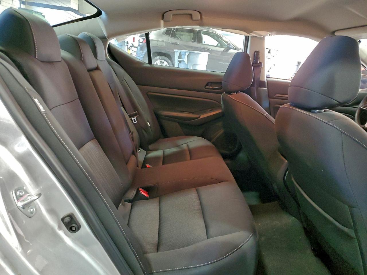 2025 NISSAN ALTIMA SV photo 10