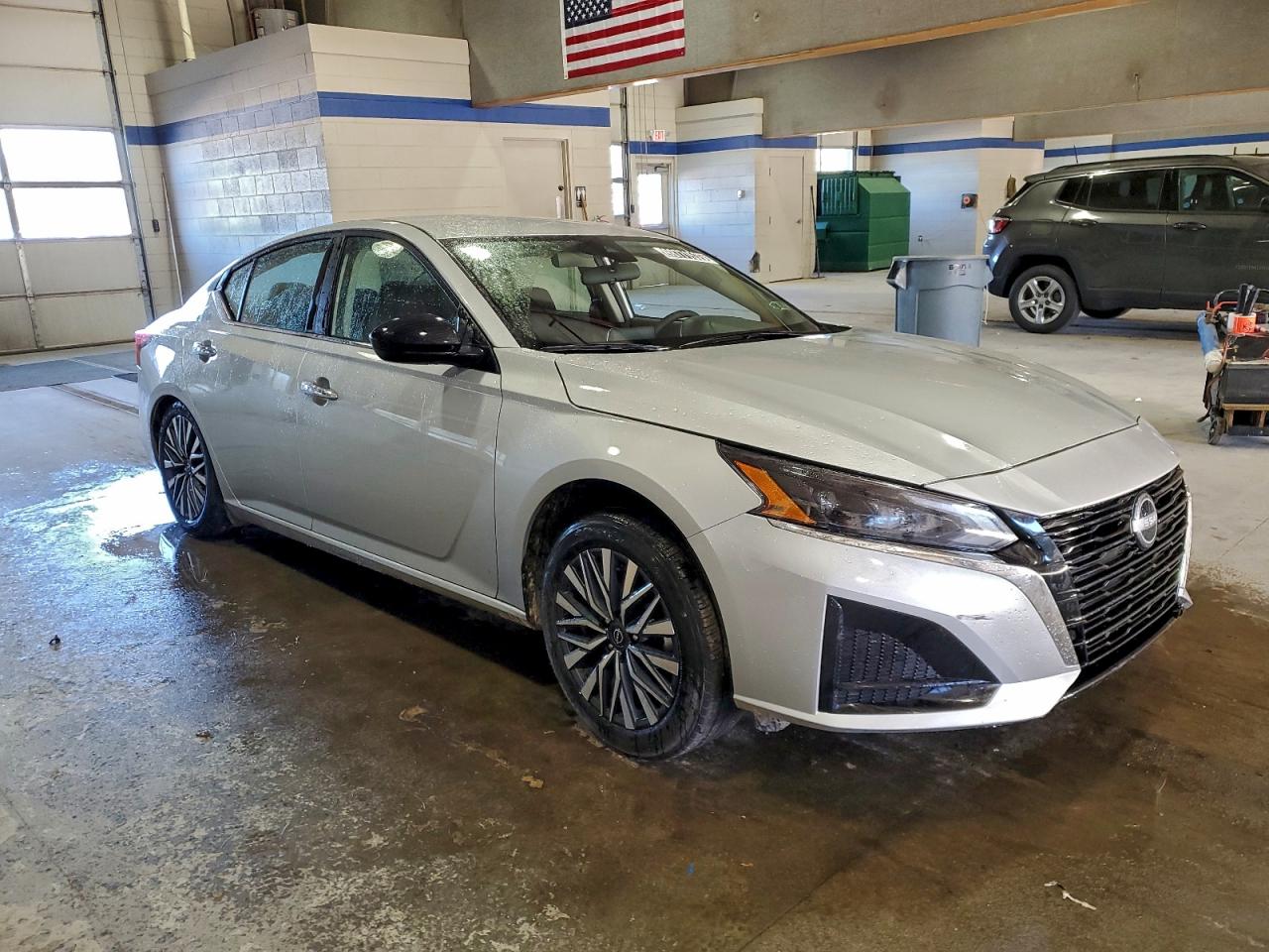 2025 NISSAN ALTIMA SV photo 4