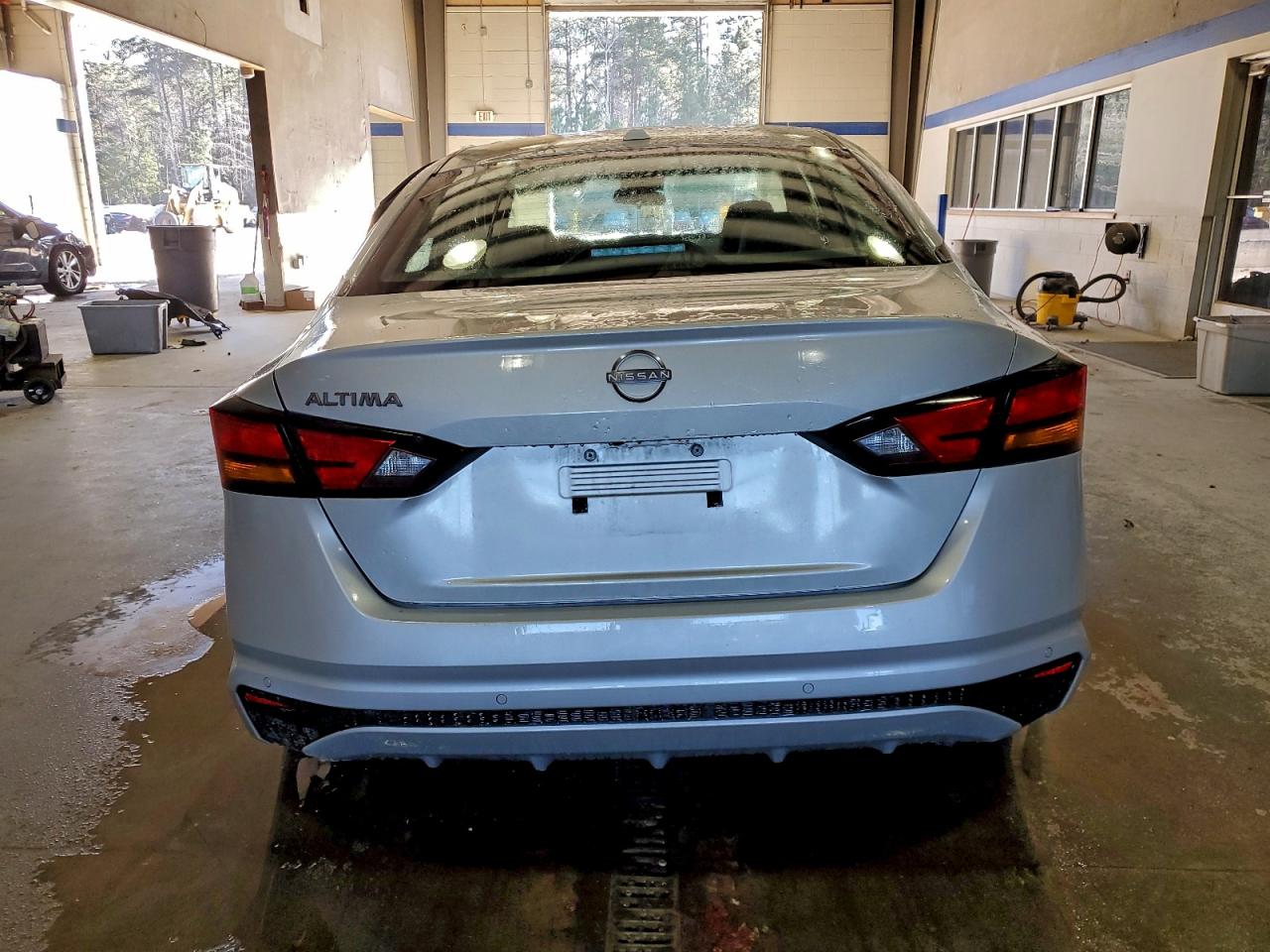 2025 NISSAN ALTIMA SV photo 6